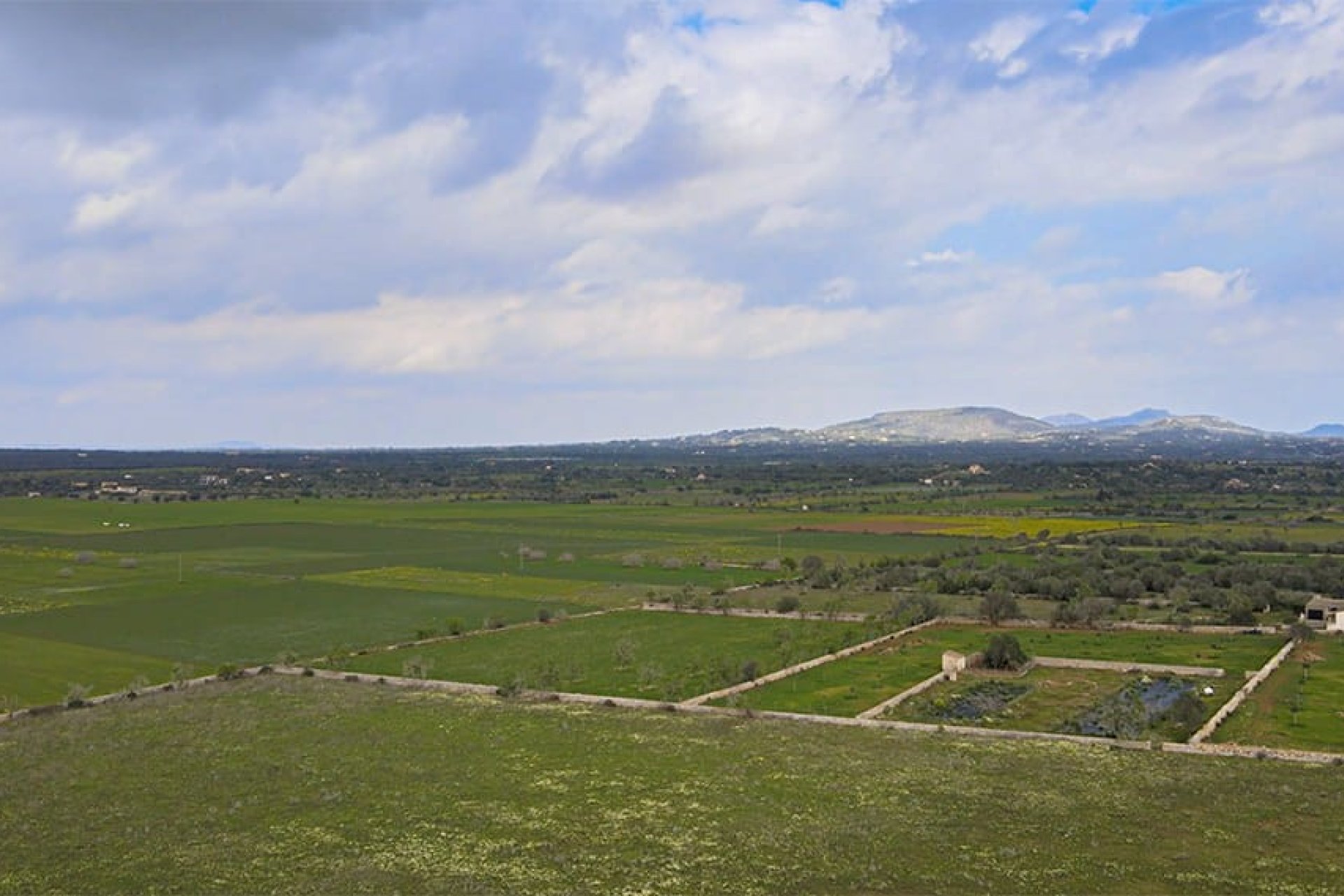 Nowa konstrukcja - Willa - Santanyí