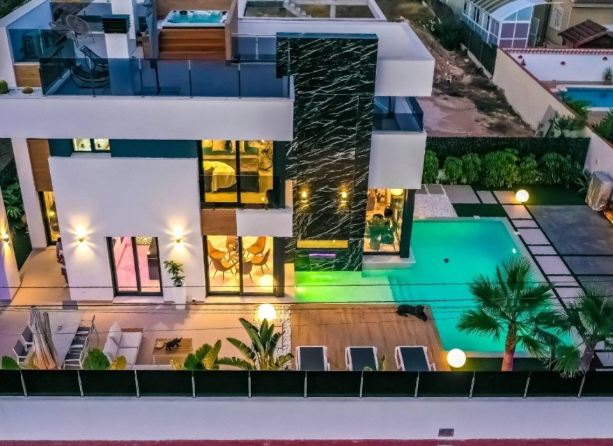 Nowa konstrukcja - Willa - Torrevieja