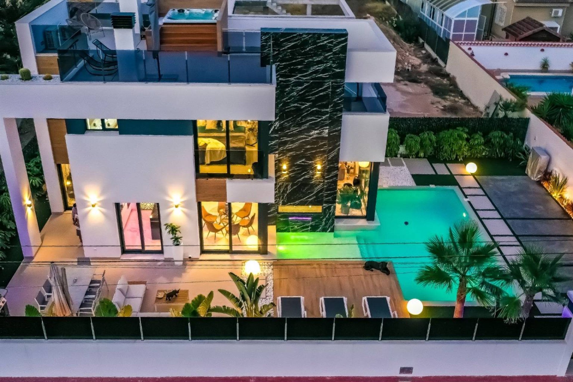 Nowa konstrukcja - Willa - Torrevieja