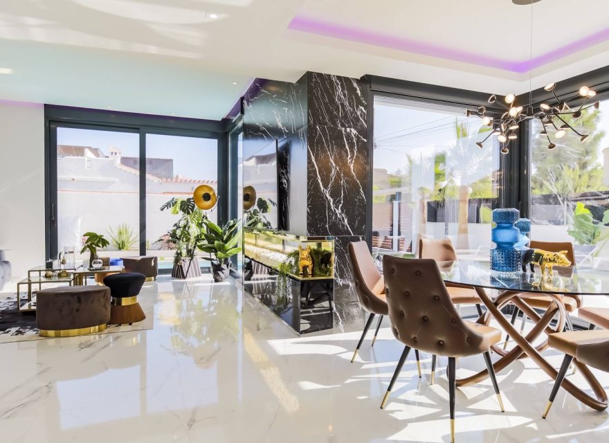 Nowa konstrukcja - Willa - Torrevieja