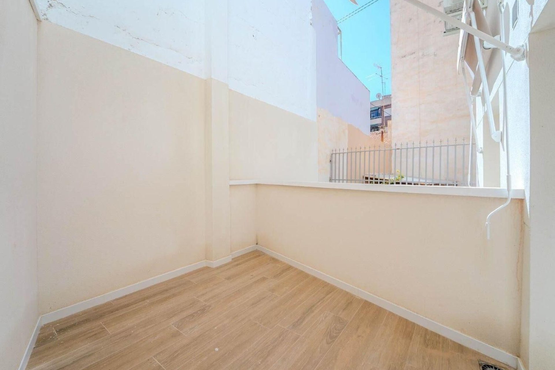 Obra nueva - Apartamento - Alicante - Carolinas Bajas
