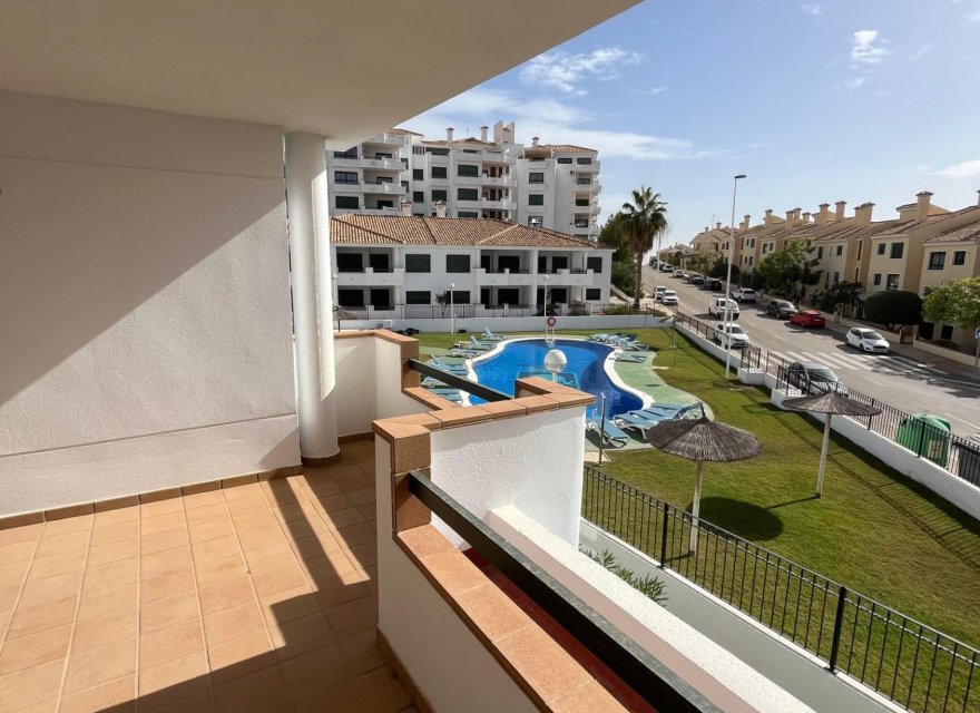 Obra nueva - Apartamento - Campoamor