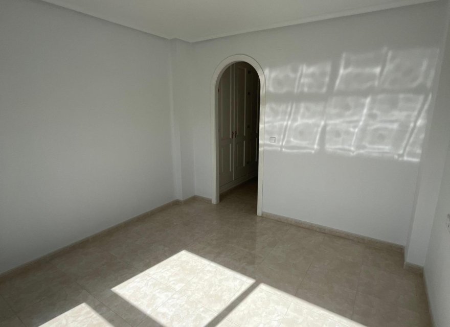 Obra nueva - Apartamento - Campoamor