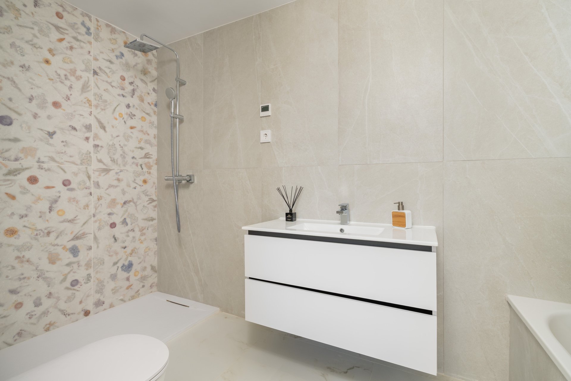 Obra nueva - Apartamento - Еstepona - Estepona