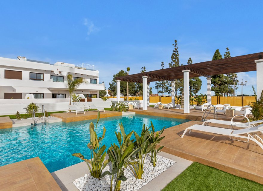 Obra nueva - Bungalow - Los Alcazares