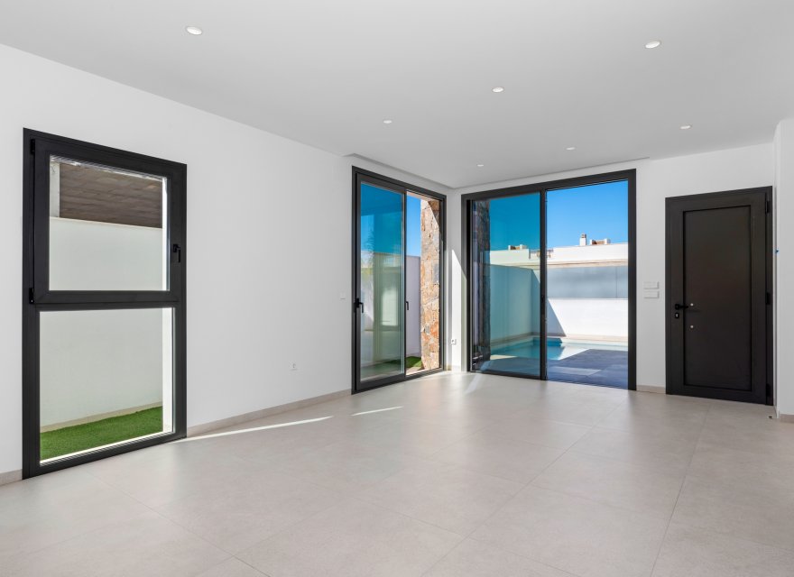 Obra nueva - Bungalow - Pilar de la Horadada