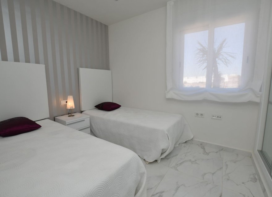 Obra nueva - Bungalow - San Miguel de Salinas