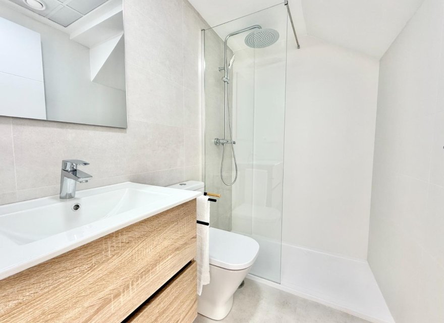 Obra nueva - Duplex - Cox - San Fernando