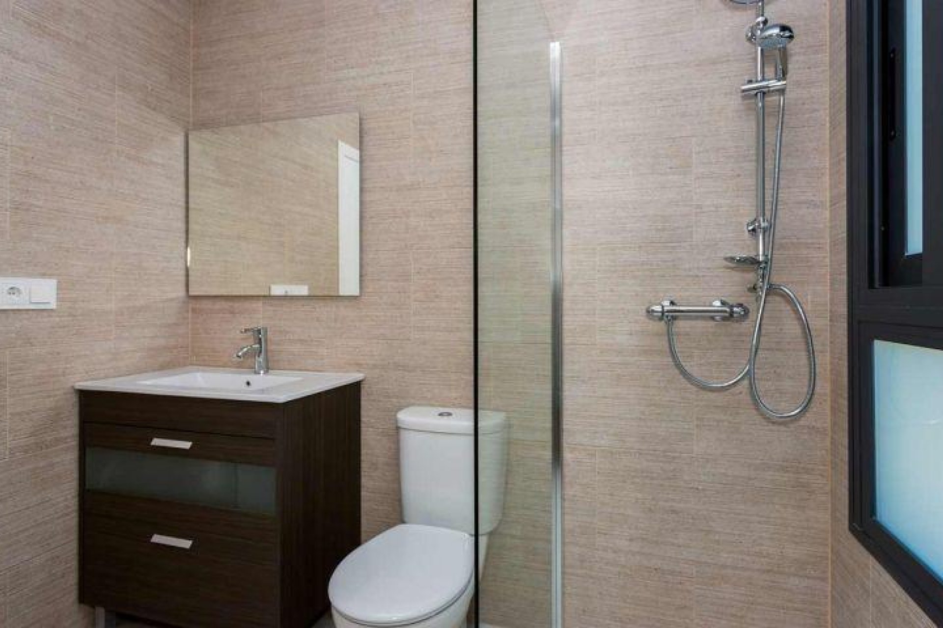 Obra nueva - Duplex - Daya Nueva - Centro