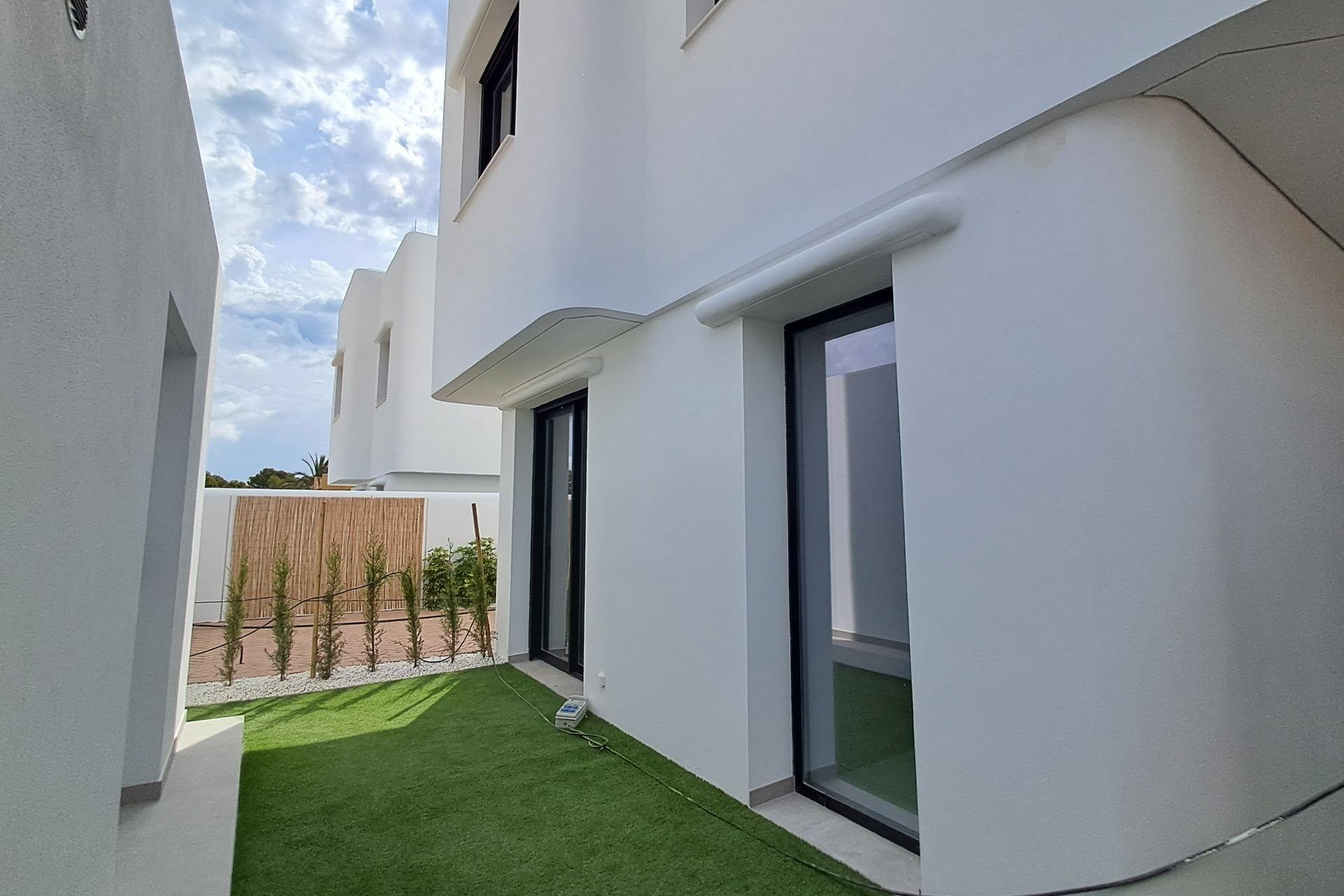 Obra nueva - Villa - Albir - El Albir