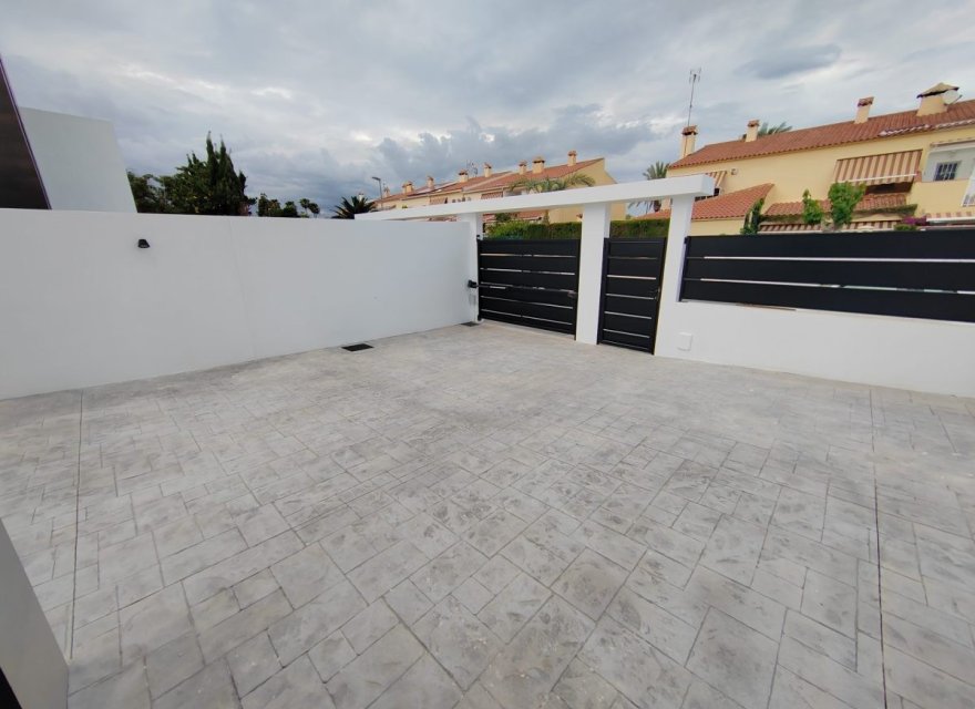 Obra nueva - Villa - Alicante (San Juan)