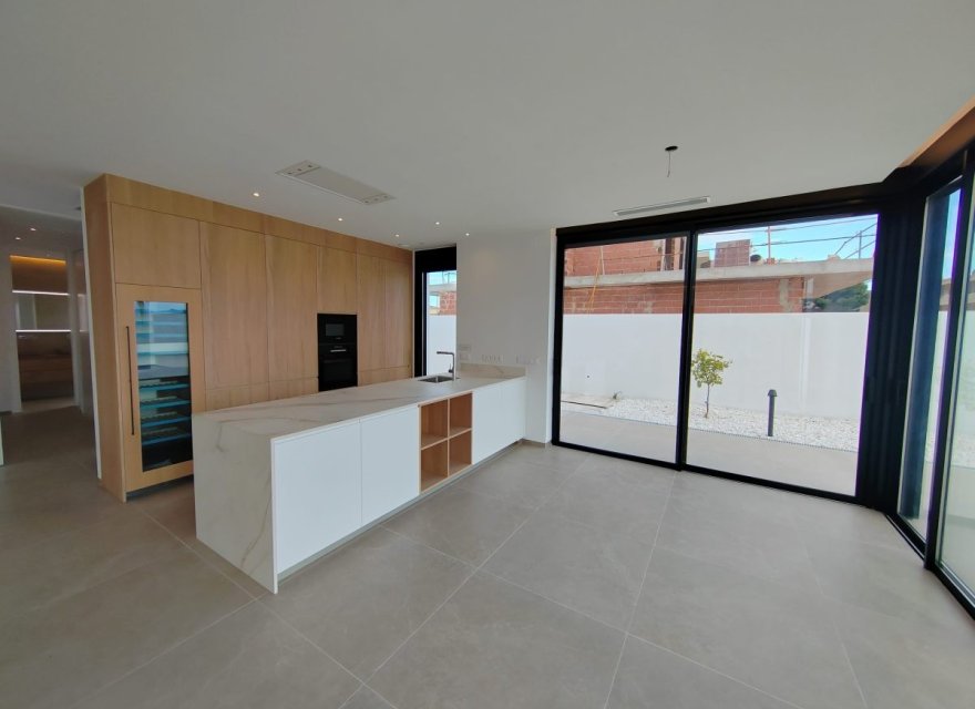 Obra nueva - Villa - Alicante (San Juan)