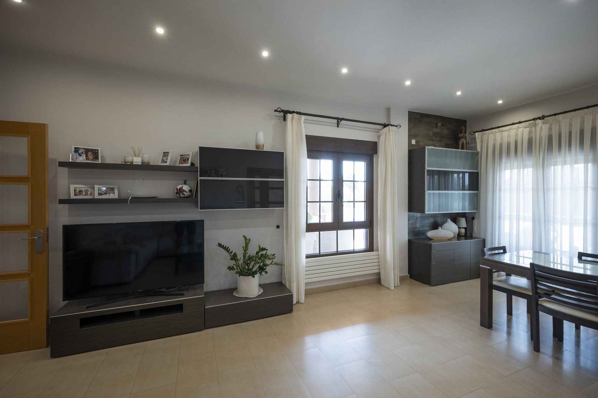 Obra nueva - Villa - Avileses - Jerónimo y Avileses