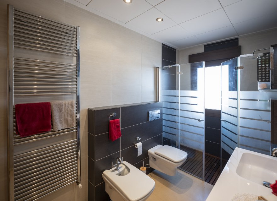 Obra nueva - Villa - Avileses - Jerónimo y Avileses