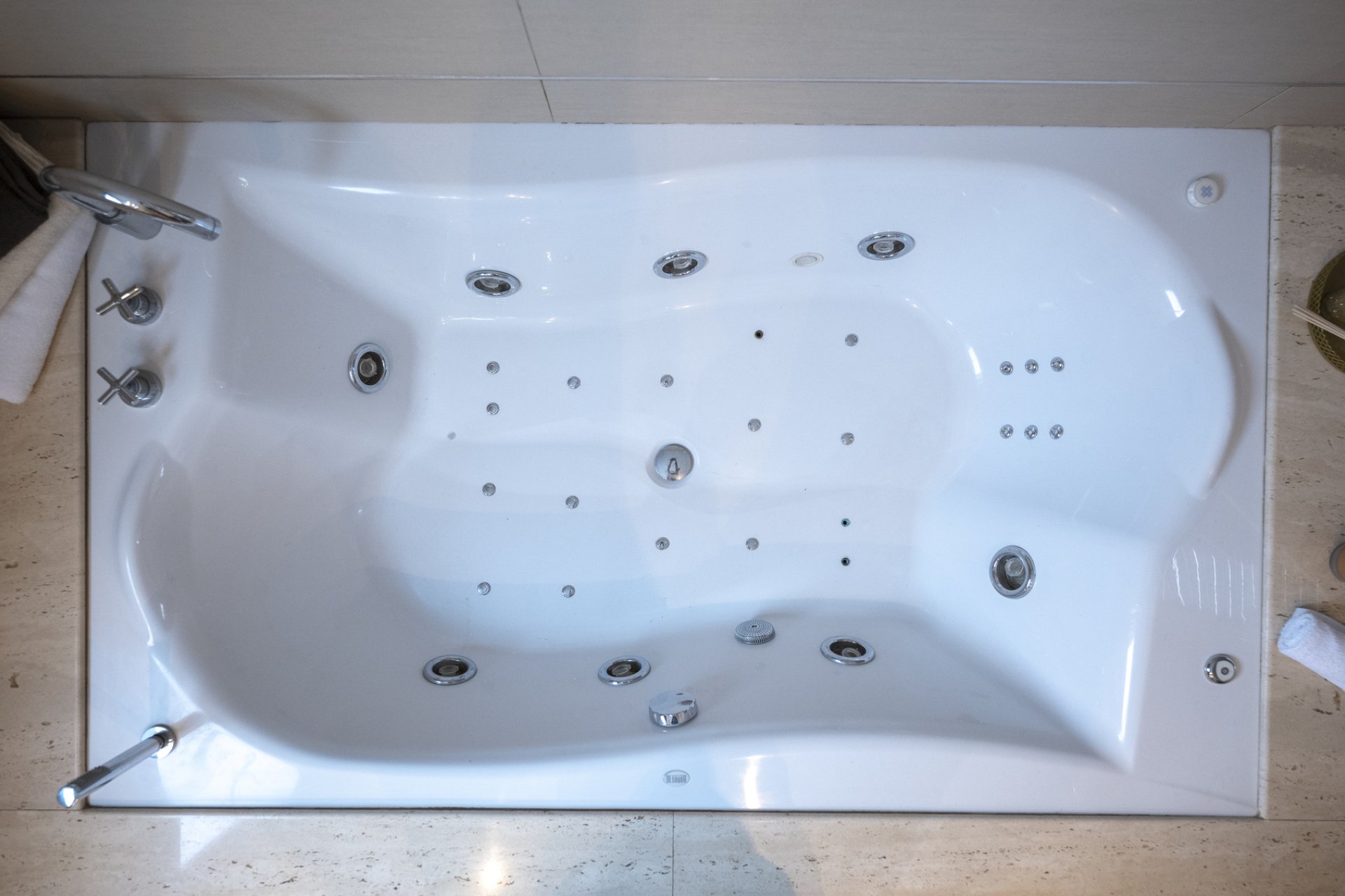 Obra nueva - Villa - Avileses - Jerónimo y Avileses