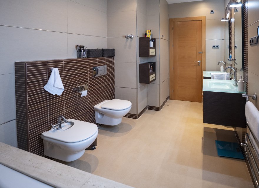 Obra nueva - Villa - Avileses - Jerónimo y Avileses