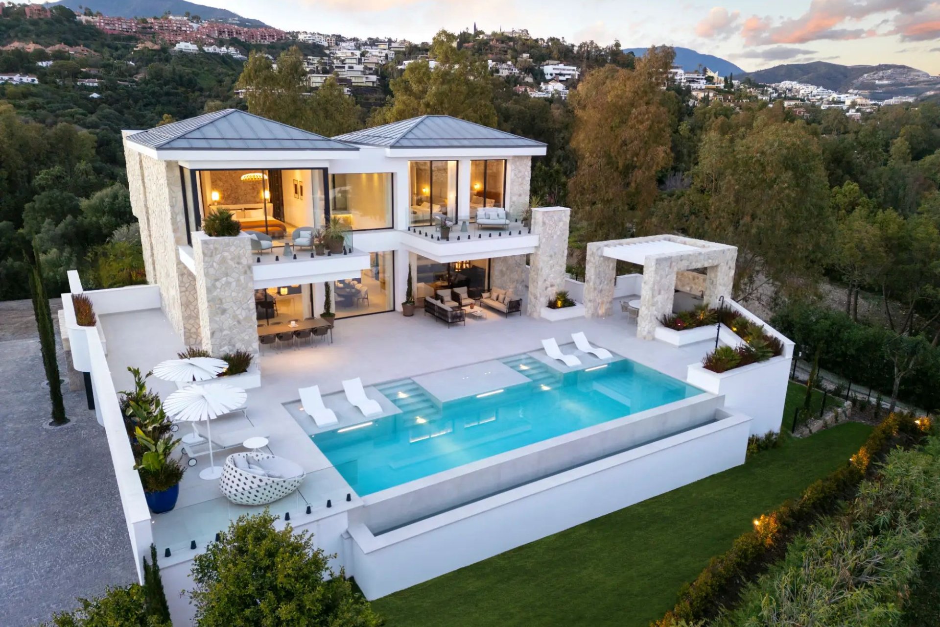 Obra nueva - Villa - Benahavís