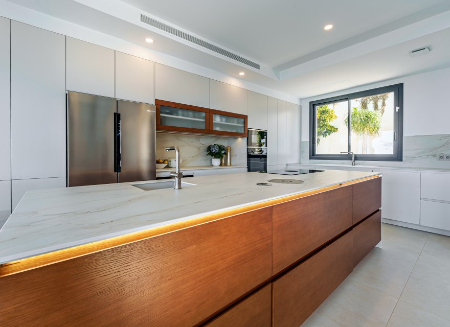 Obra nueva - Villa - Benalmadena - Benalmádena