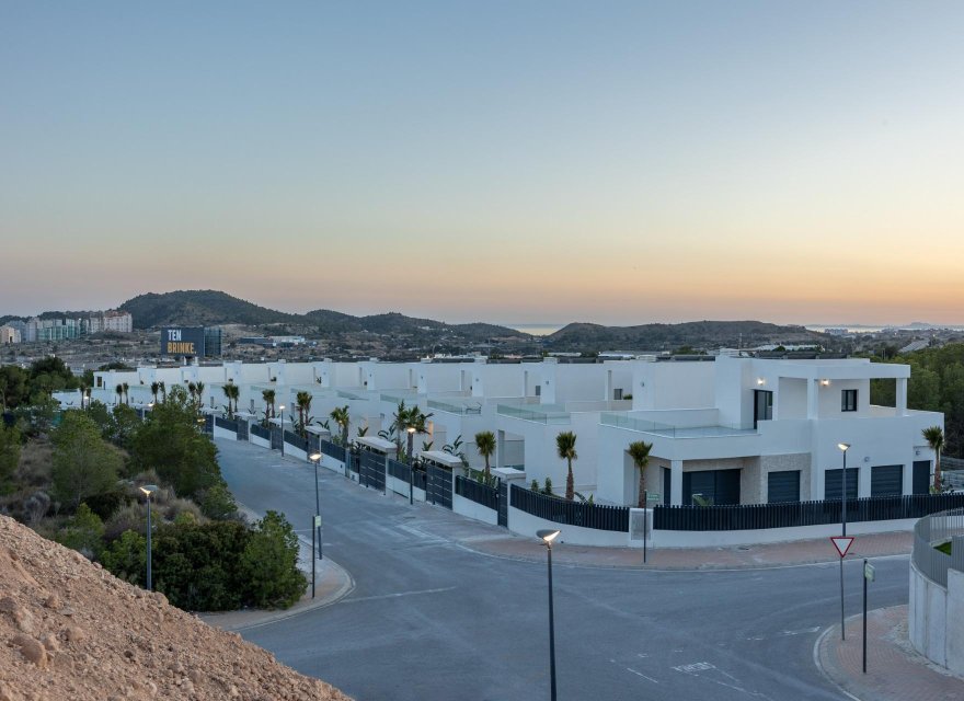 Obra nueva - Villa - Benidorm - Sierra Cortina