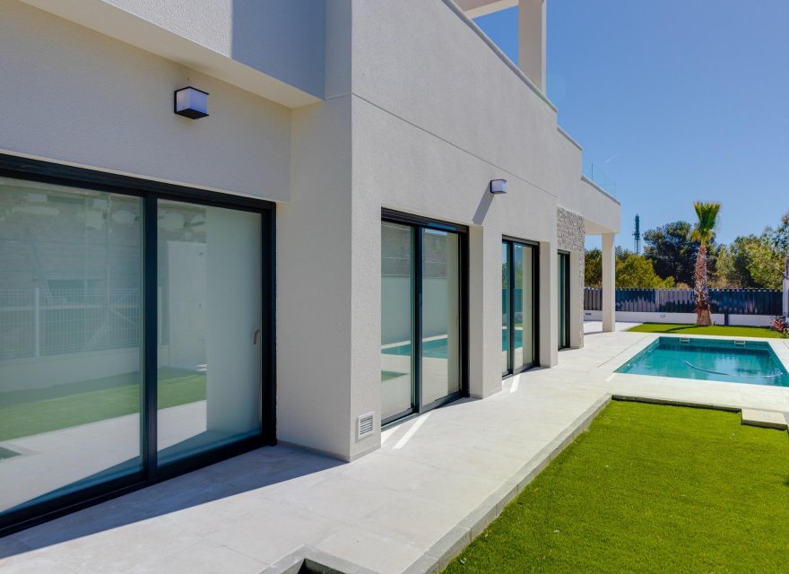 Obra nueva - Villa - Benidorm - Sierra Cortina