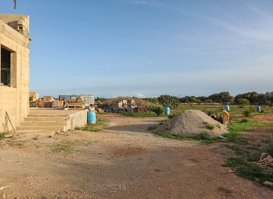 Obra nueva - Villa - Campos