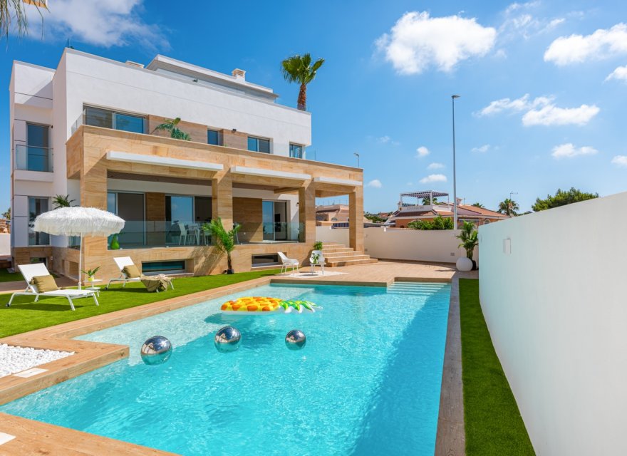 Obra nueva - Villa - Ciudad Quesada