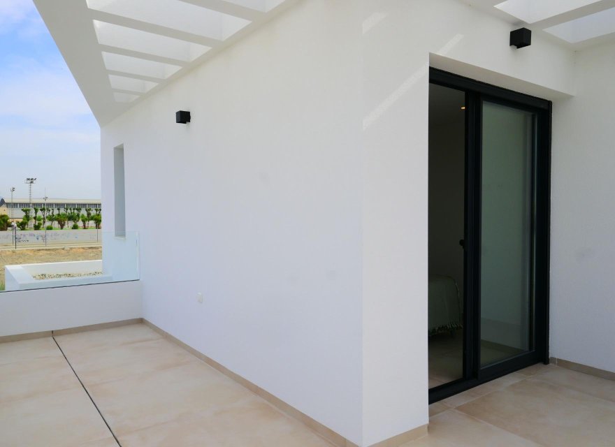 Obra nueva - Villa - Dolores - polideportivo