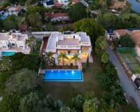 Obra nueva - Villa - Еstepona - Estepona