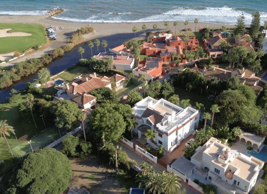 Obra nueva - Villa - Еstepona - Estepona