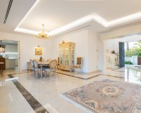 Obra nueva - Villa - Еstepona - Estepona