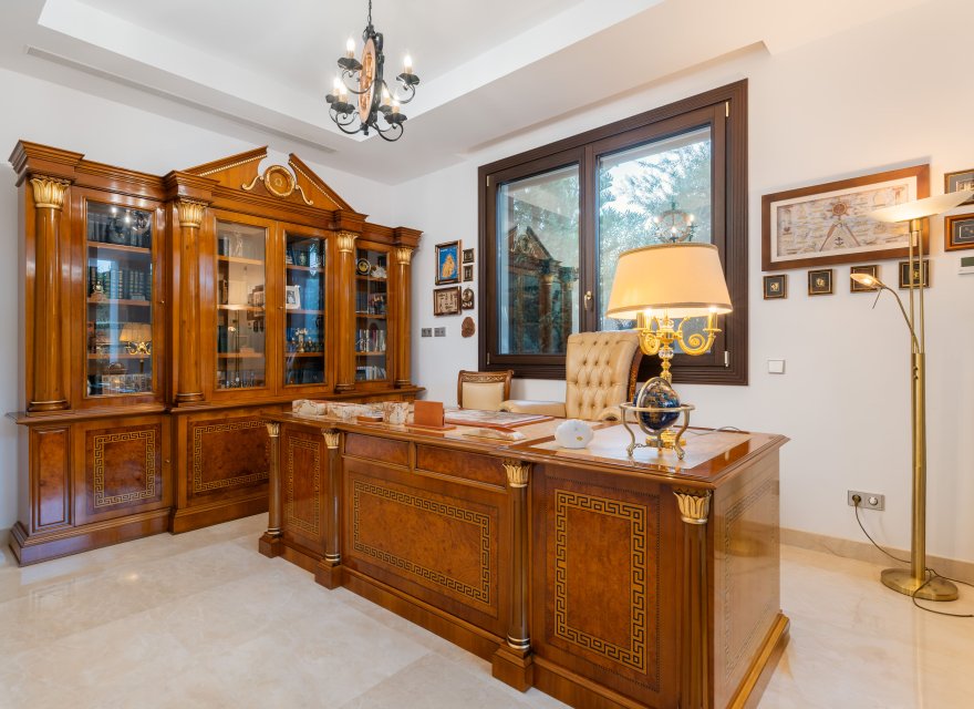 Obra nueva - Villa - Еstepona - Estepona