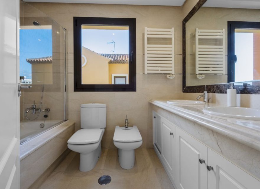 Obra nueva - Villa - Еstepona - La Gaspara