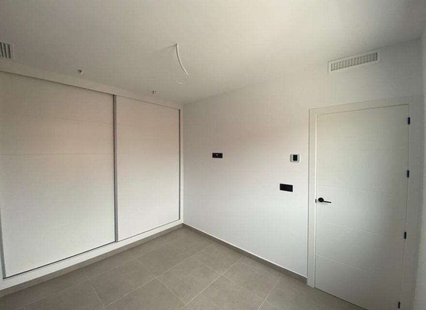 Obra nueva - Villa - Los Alcazares