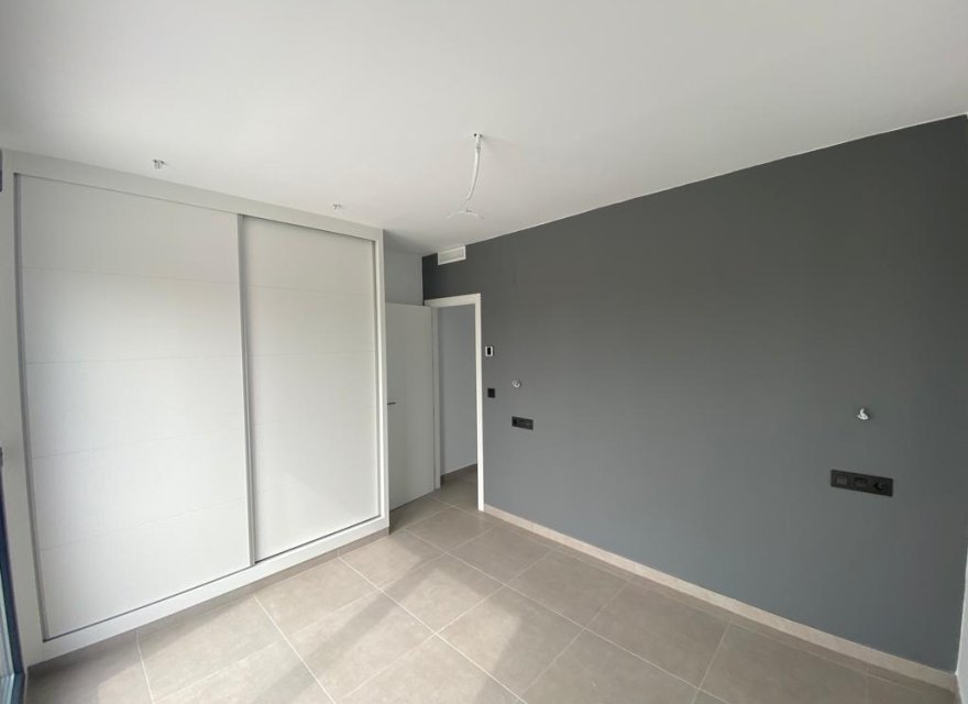 Obra nueva - Villa - Los Alcazares