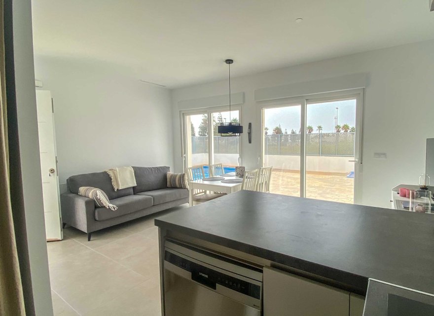 Obra nueva - Villa - Los Alcazares