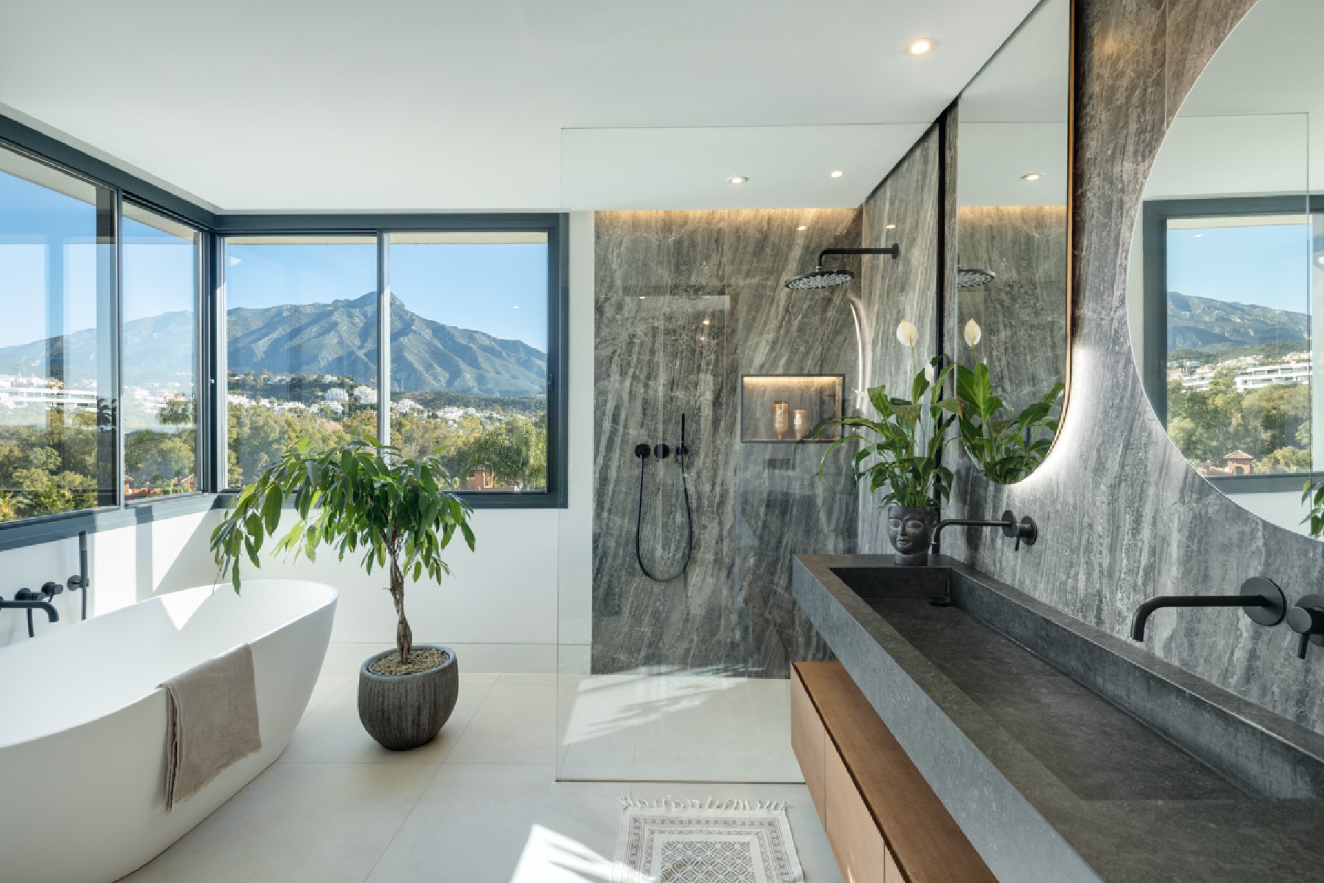 Obra nueva - Villa - Marbella