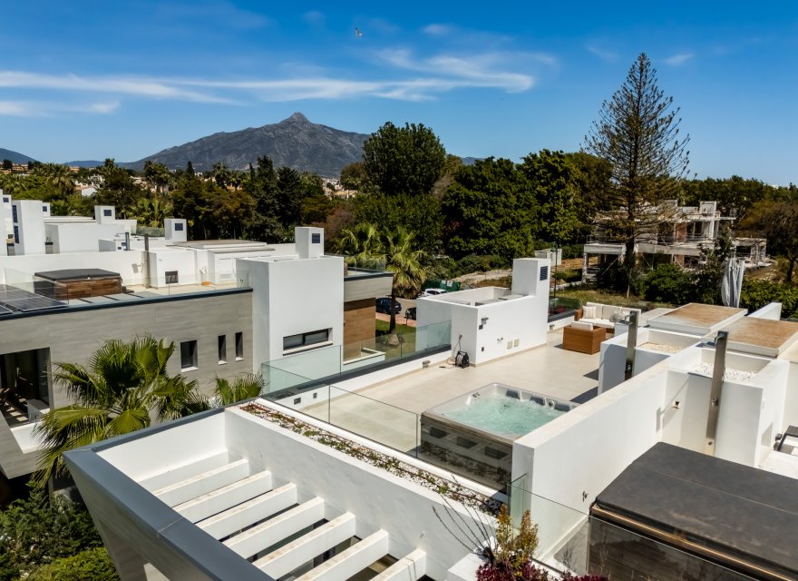 Obra nueva - Villa - Marbella