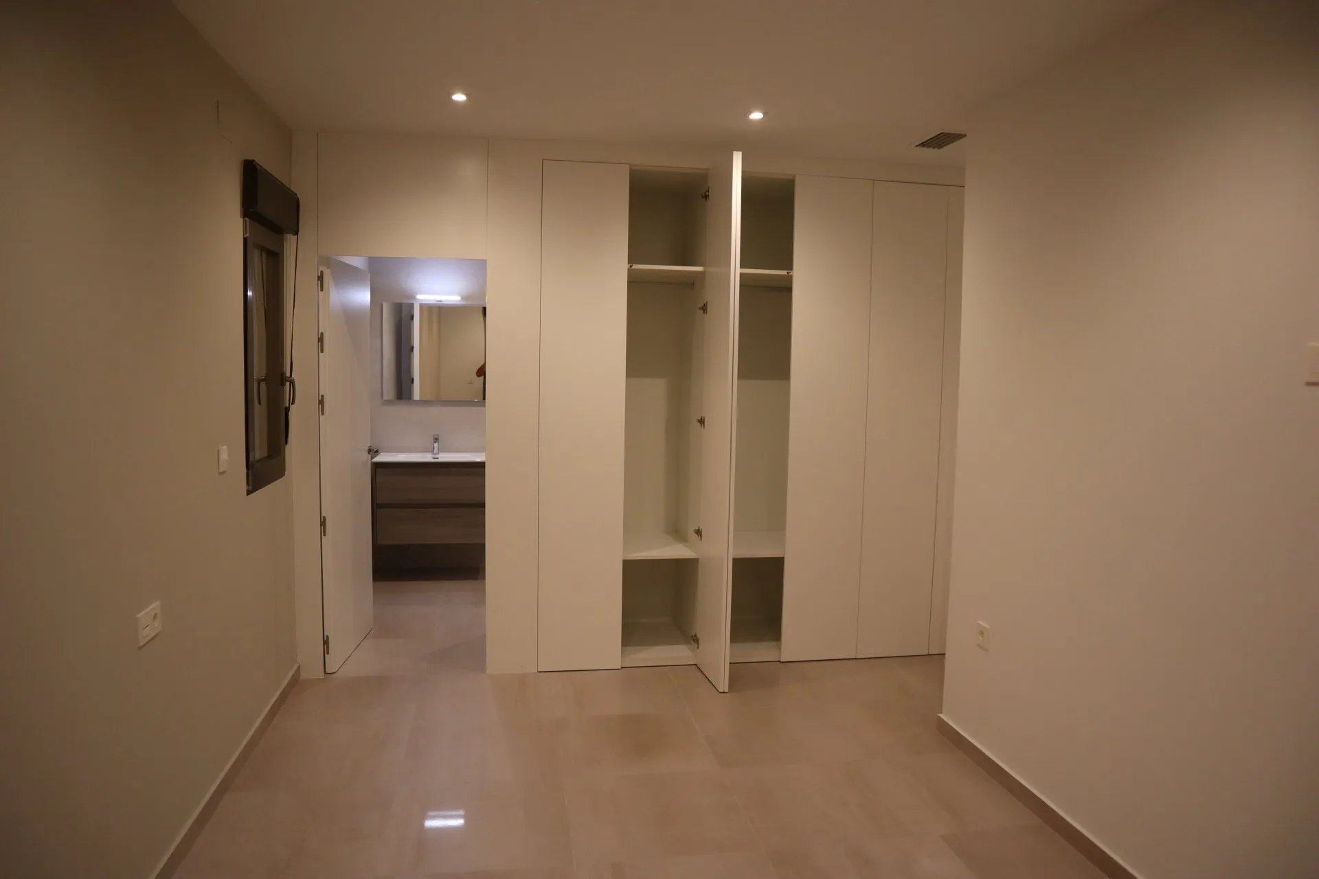 Obra nueva - Villa - Monforte del Cid - Aspe