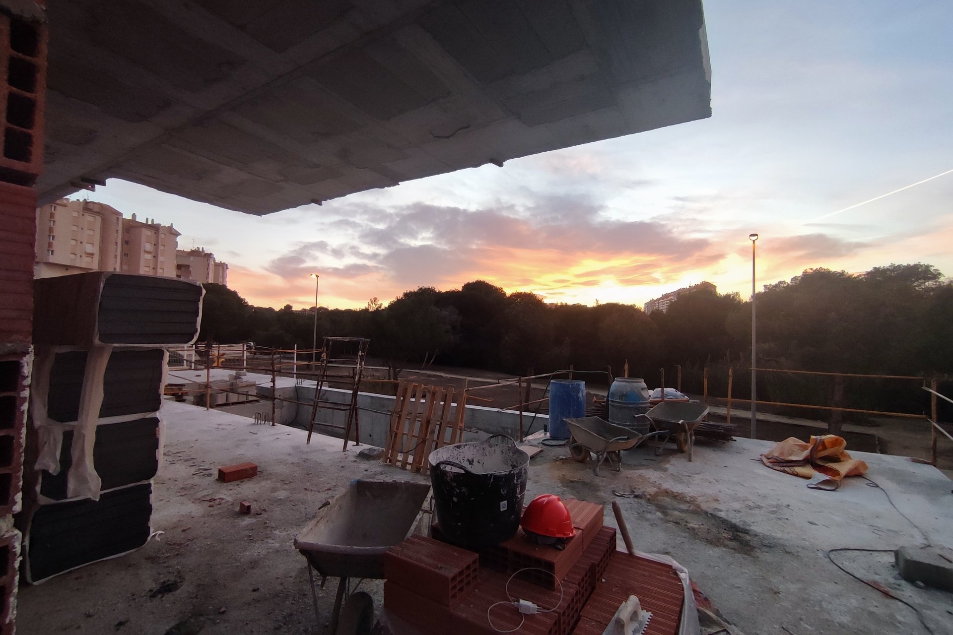 Obra nueva - Villa - Orihuela Costa - Campoamor