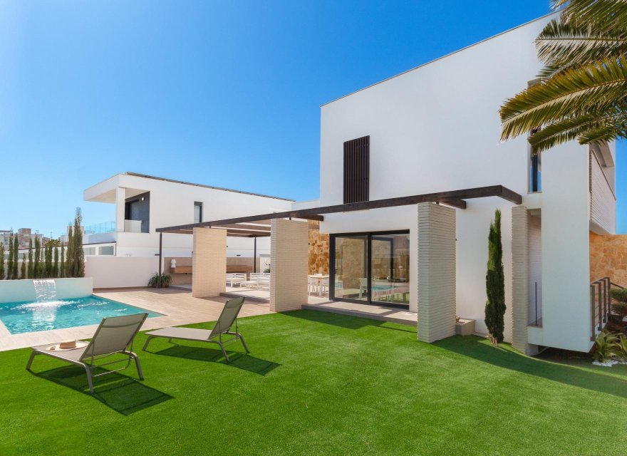 Obra nueva - Villa - Orihuela Costa - Campoamor