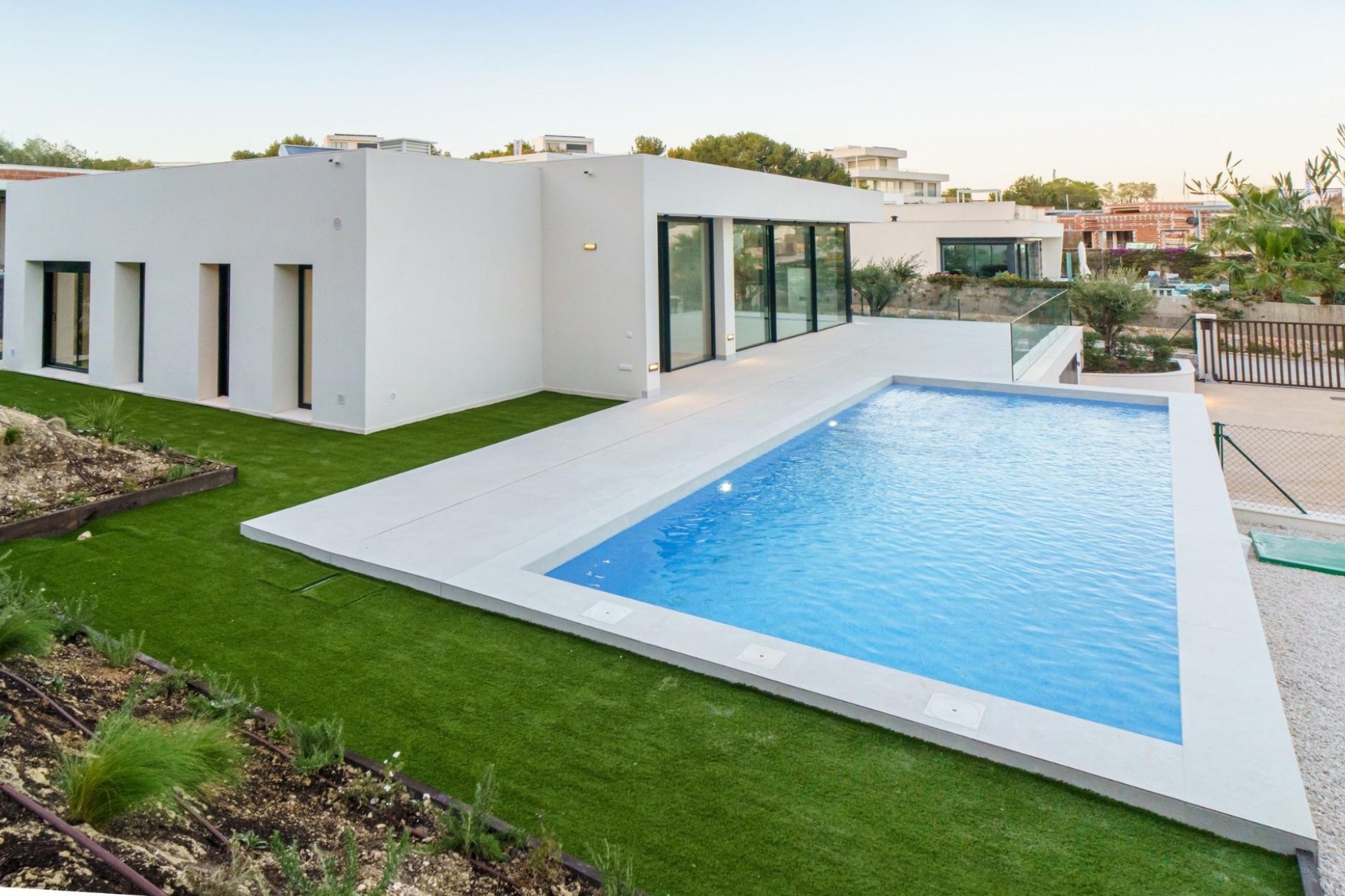 Obra nueva - Villa - Orihuela Costa - Las Colinas Golf*