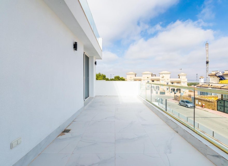 Obra nueva - Villa - Orihuela Costa - PAU 26