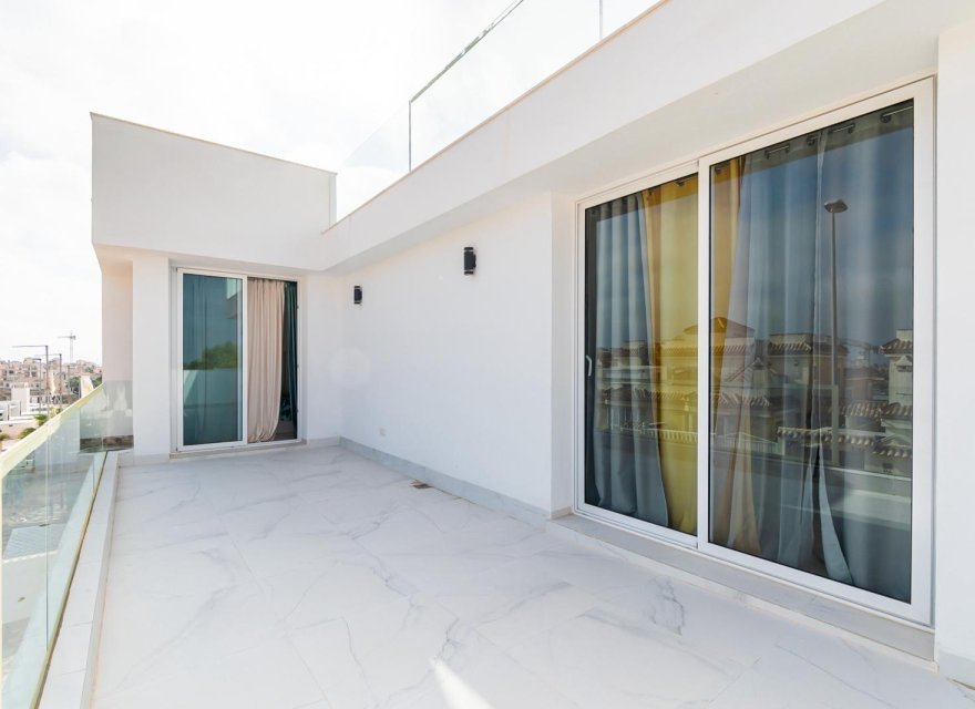 Obra nueva - Villa - Orihuela Costa - PAU 26