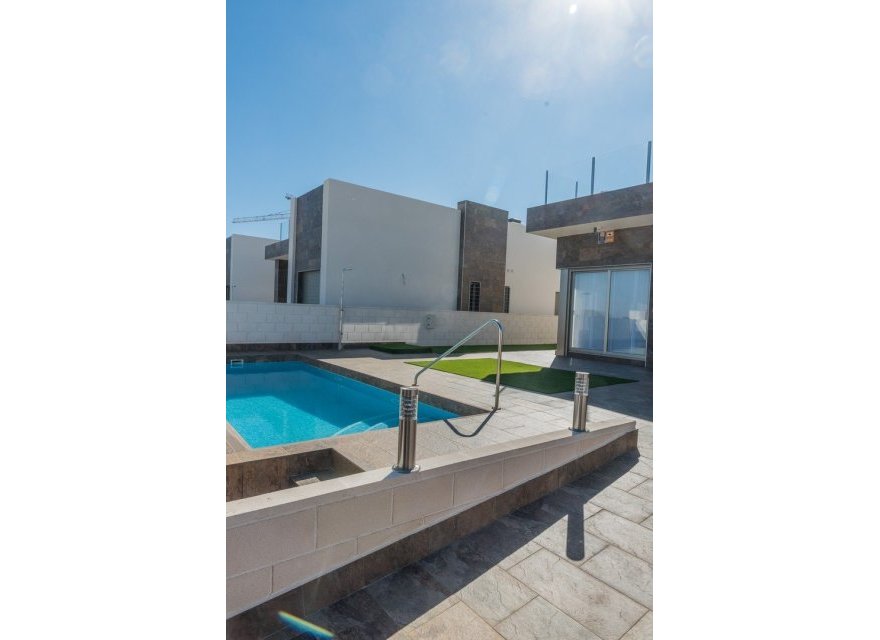 Obra nueva - Villa - Orihuela Costa - PAU 8