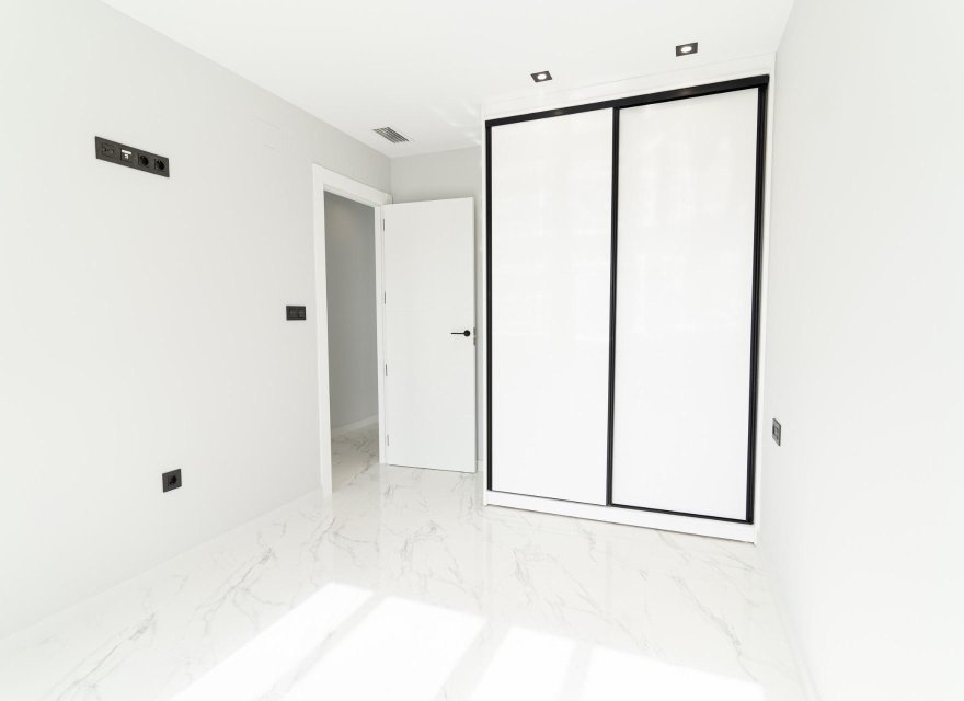 Obra nueva - Villa - Orihuela Costa - Punta Prima