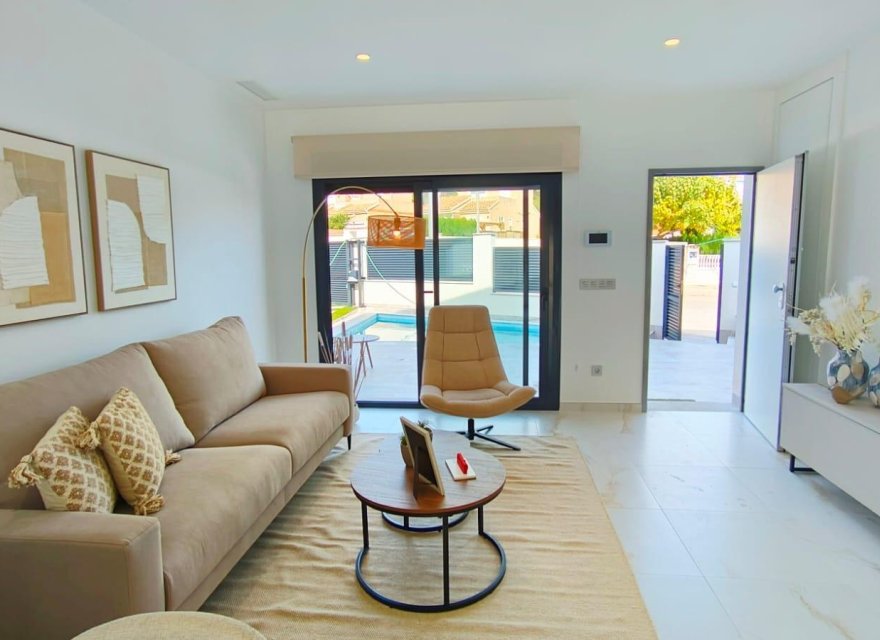 Obra nueva - Villa - Pilar de la Horadada - Pinar de Campoverde