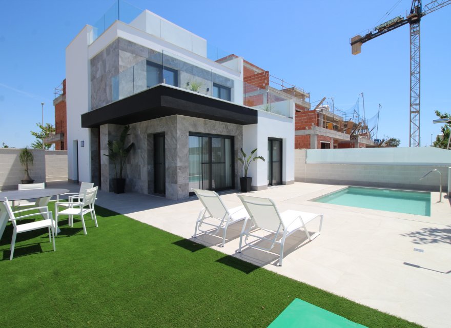 Obra nueva - Villa - Pilar de la Horadada