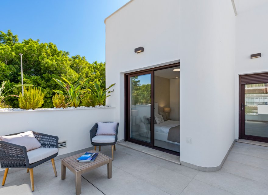 Obra nueva - Villa - Pilar de la Horadada