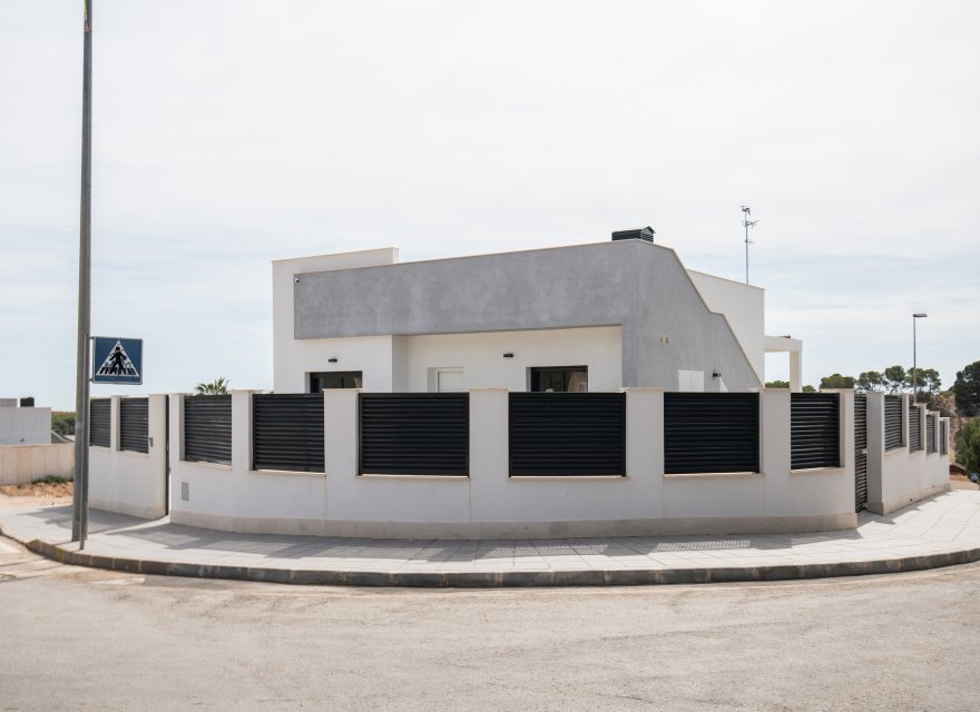 Obra nueva - Villa - Pinar de Campoverde