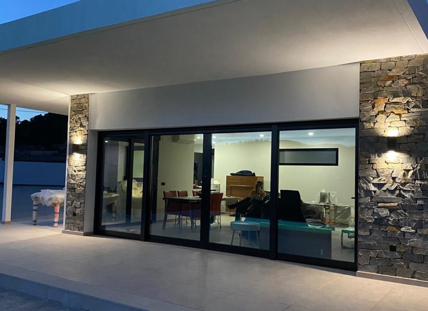 Obra nueva - Villa - Pinoso - Casas Pastor
